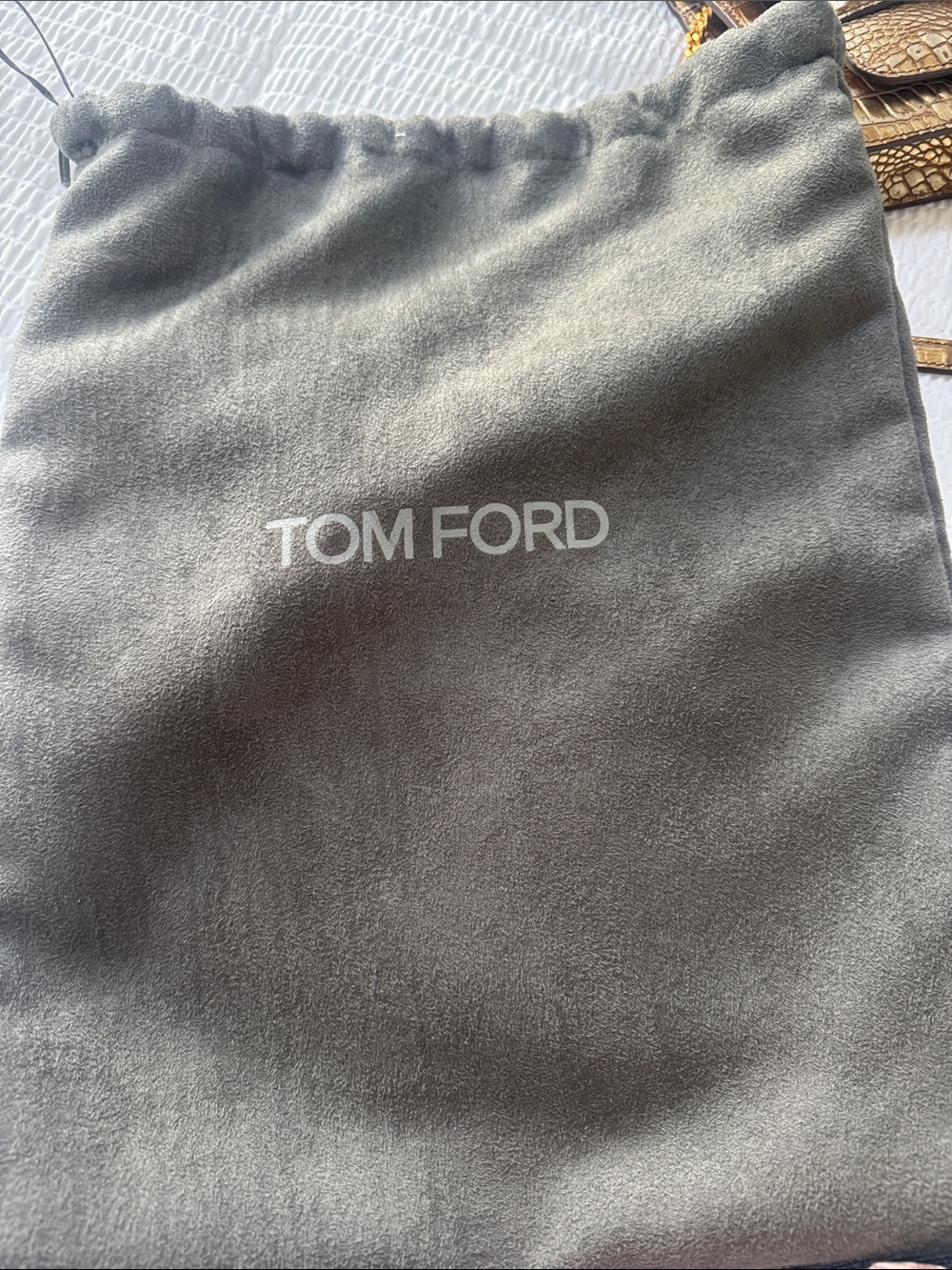 Tom Ford Crocodile embossed shoulder bag gold - Picture 8 of 9